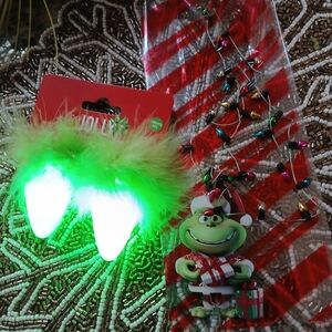 Green Light-Up Furry Earrings With Grinch Neckless Set